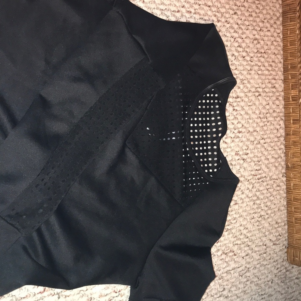 Black fabletics long sleeve shirt